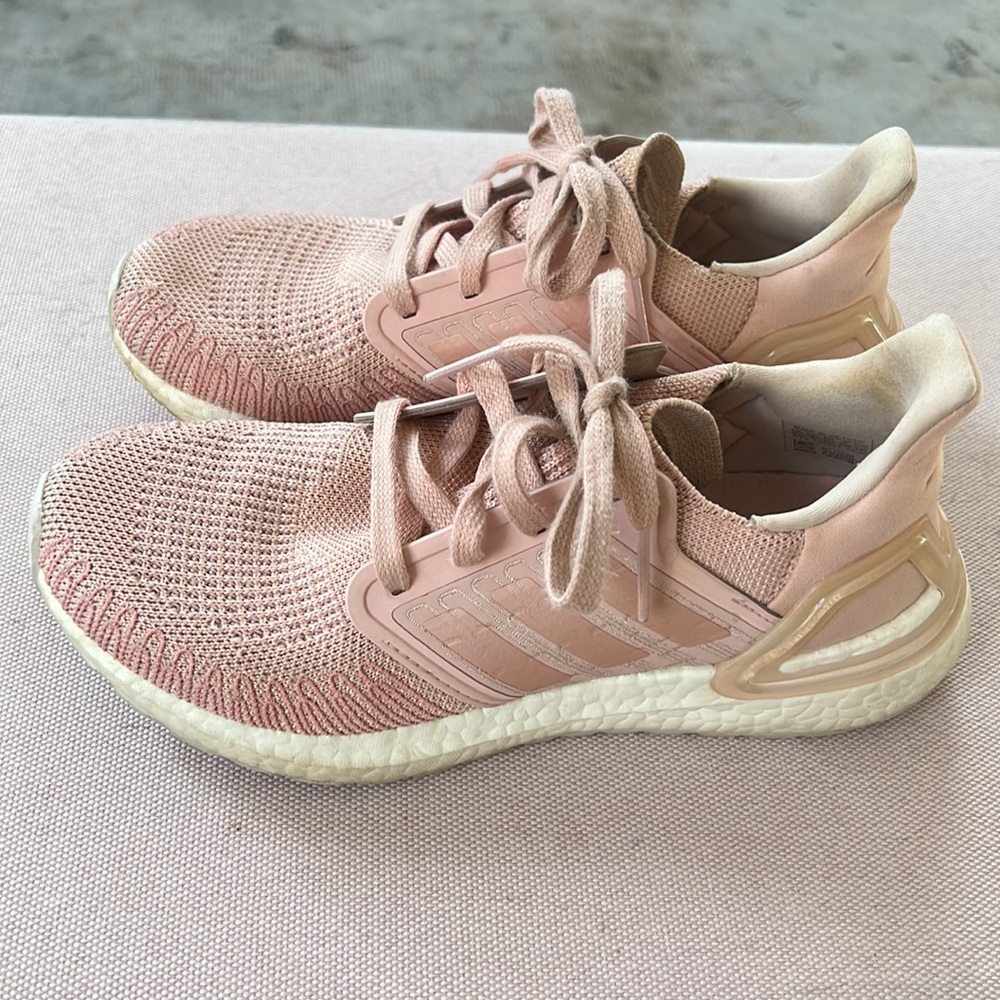 Adidas Ultraboost Sneakers SZ 7.5